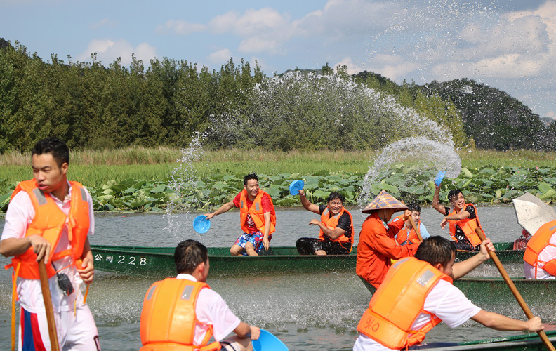 泼水之旅进行时！